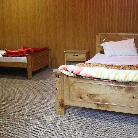 Golden Peak Guest House Gilgit Exteriér fotografie